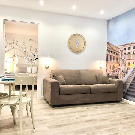 Suite 4 Canti Palermo Bagian luar foto