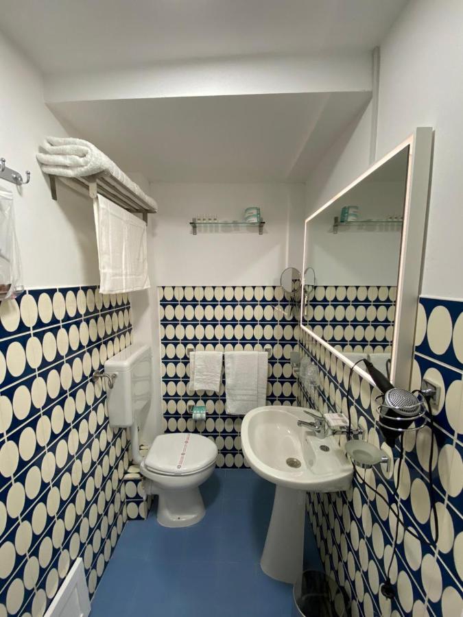 Suite 4 Canti Palermo Bagian luar foto